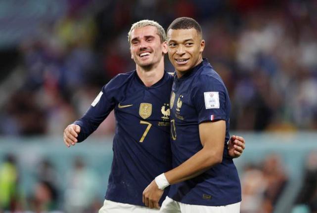 包含蒂姆焦点对战，姆巴佩与30激战老鹰分钟，大比分获胜胜负难料！的词条