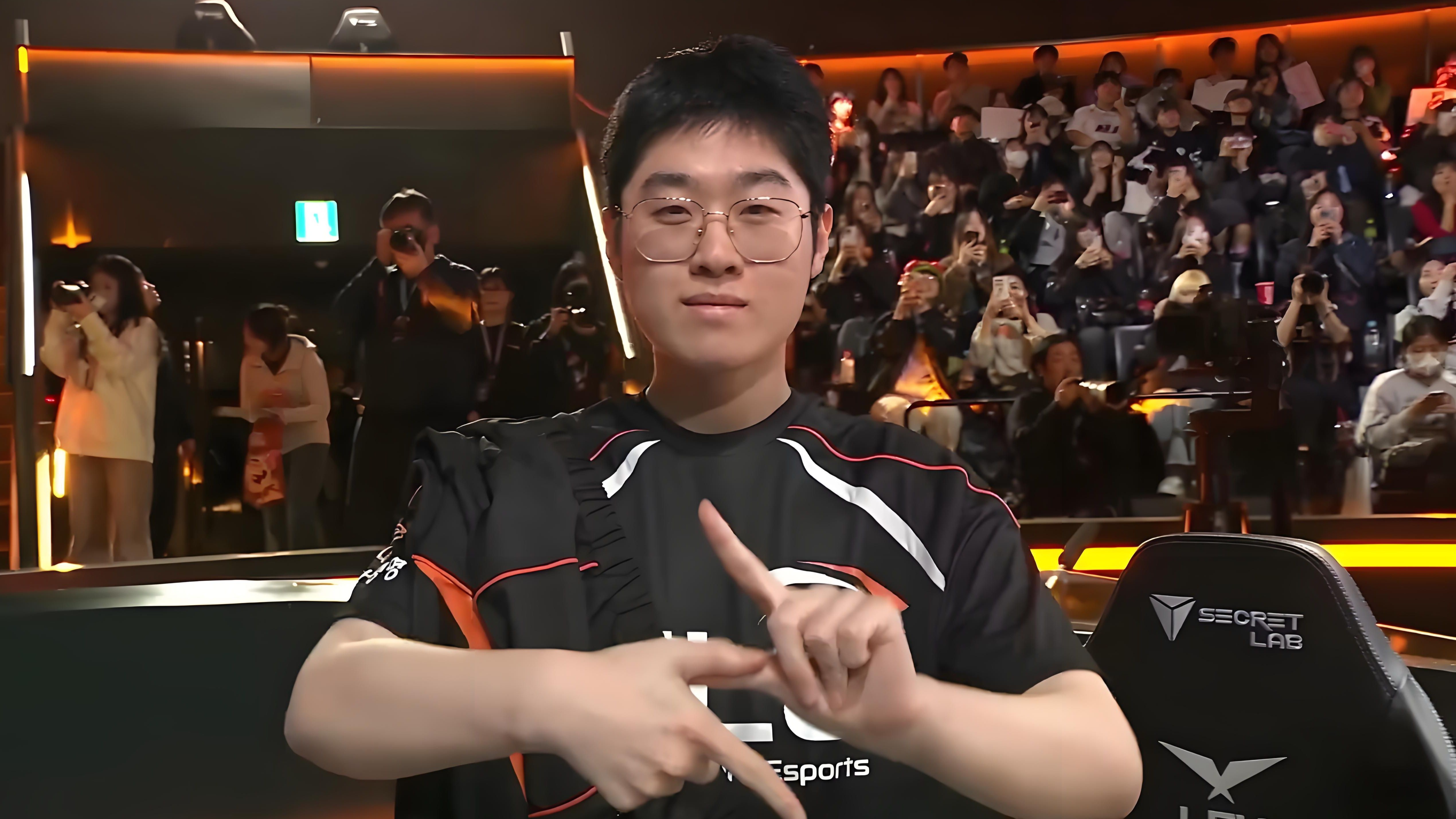 比赛规则变更首场状态出色，TES观众沸腾！，Faker重返赛场上演精彩一战的简单介绍