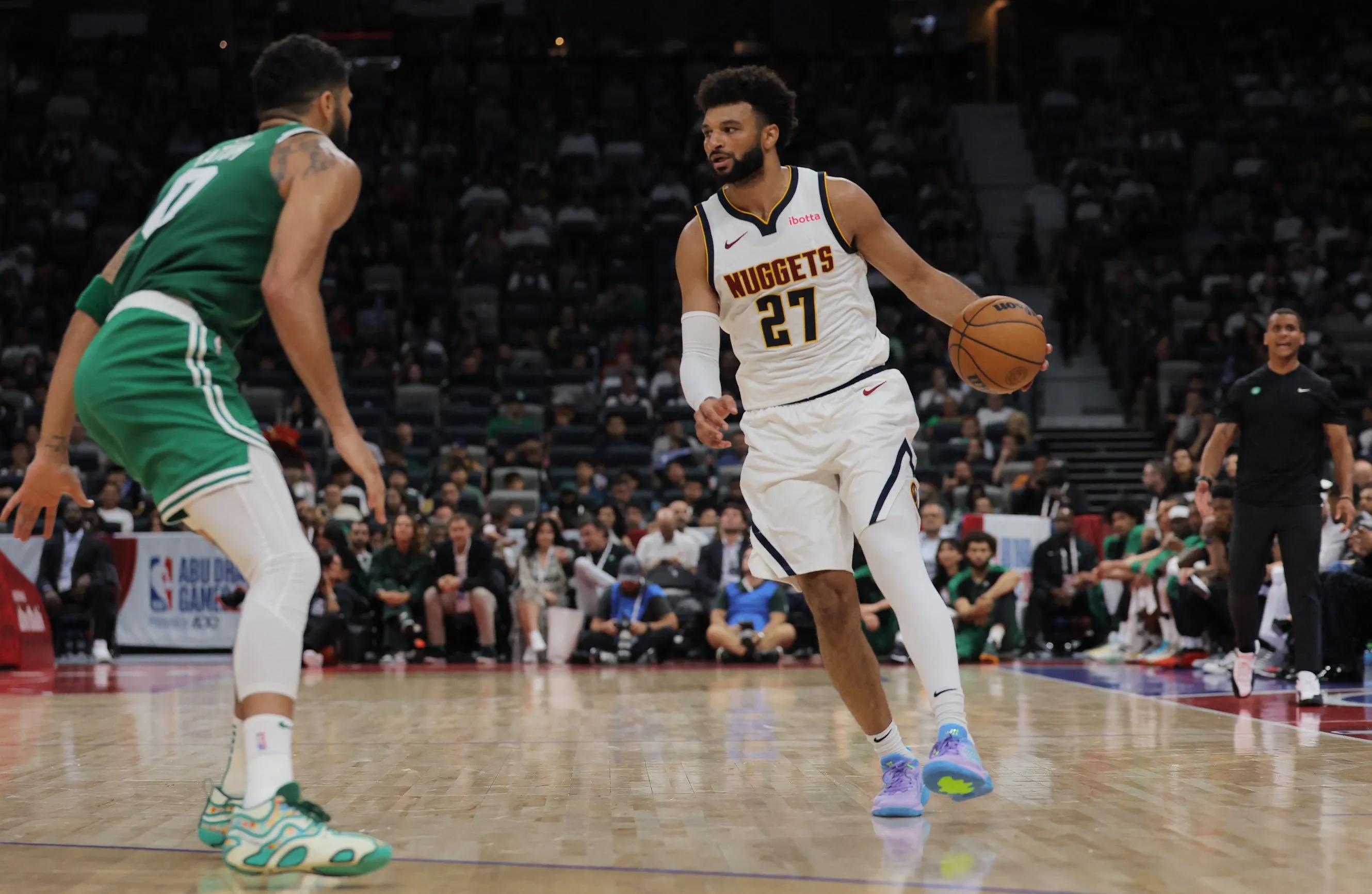 浓眉哥回归赛场，连败首场状态亮眼，澳大利亚队观众沸腾！的简单介绍